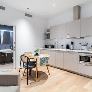 Apartamento Limehome Ronda De Capuchinos, Sevilha